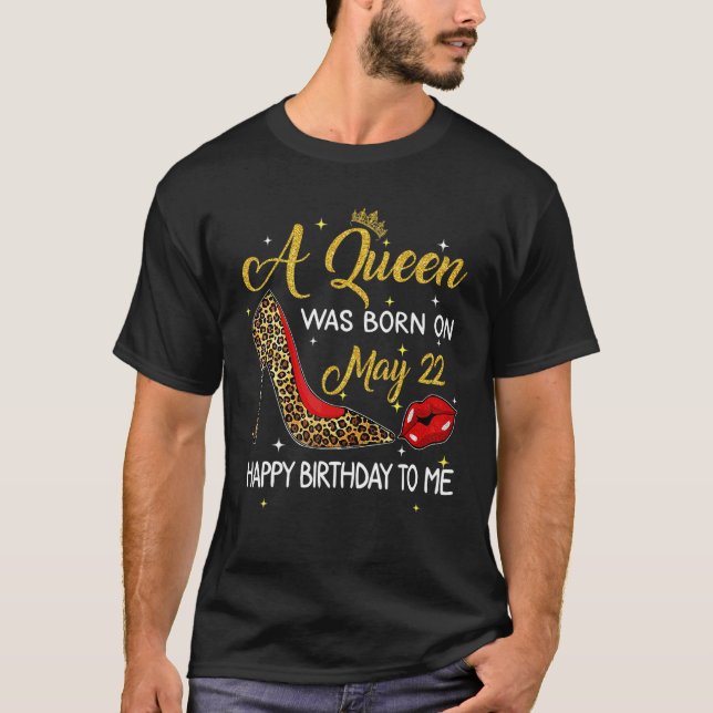 Camiseta Uma Rainha Foi Nascer No Dia 22 De Maio, Leopardo  (Frente)