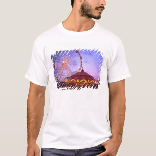 Camiseta Uma roda gigante e carrossel no Navy Pier em