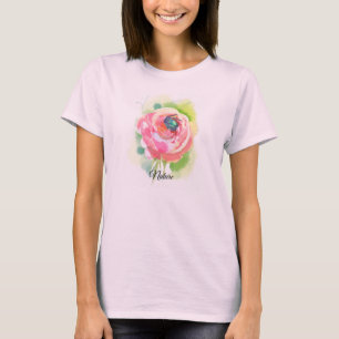 Camiseta uma rosa delicada e um besouro dormindo nela