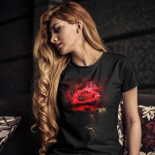 Camiseta Uma Rosa Vermelha Aquarela em Fundo Preto