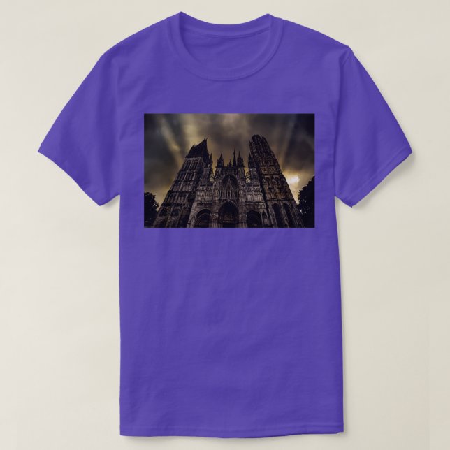 Camiseta Uma Tempestade está a criar 4 (Frente do Design)