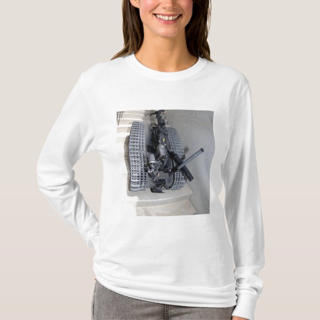 Camiseta Uma unidade robótica Talon 3B subindo um voo de st (Frente)