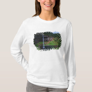 Camiseta Uma vista da South Falls no Silver Falls State Par