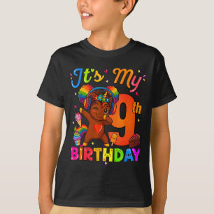 Camiseta Unicorn Afro Menina de 9 anos de idade Cabelo Natu