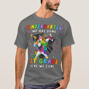 Camiseta Unicorn Dabbing Kindergarten Nós Fazemos 1rua De G