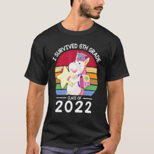 Camiseta Unicorn Senior I Survived 6th Grade Class Of 2022