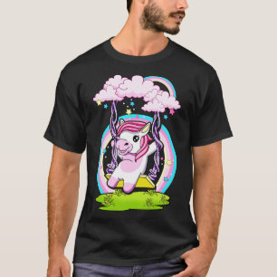 Camiseta Unicórnio Bonito A Balançar Na Nuvem