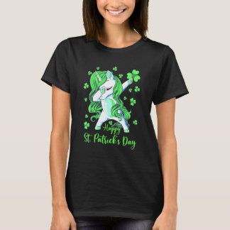 Camiseta Unicórnio Dançando Trevos É Dia de São Patrício & 