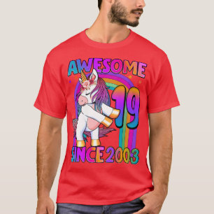 Camiseta Unicórnio De 19 Anos, Flexibindo a 19ª Rapariga de
