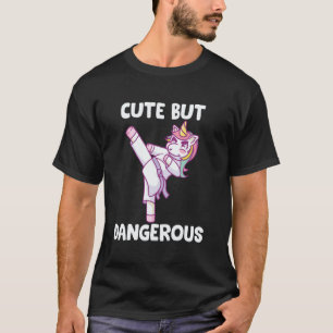 Camiseta Unicórnio de Karatê Fofo Mas Perigoso