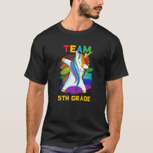 Camiseta Unicórnio Do Grau 5 Da Equipe A Voltar À Cla Da Es