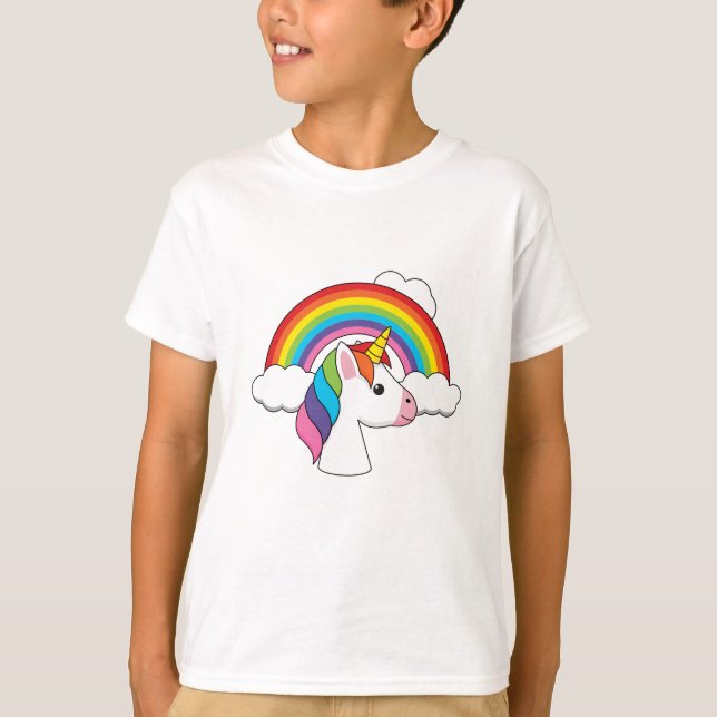 Camiseta Unicórnio e Arco-íris com Nuvens Kawaii (Frente)