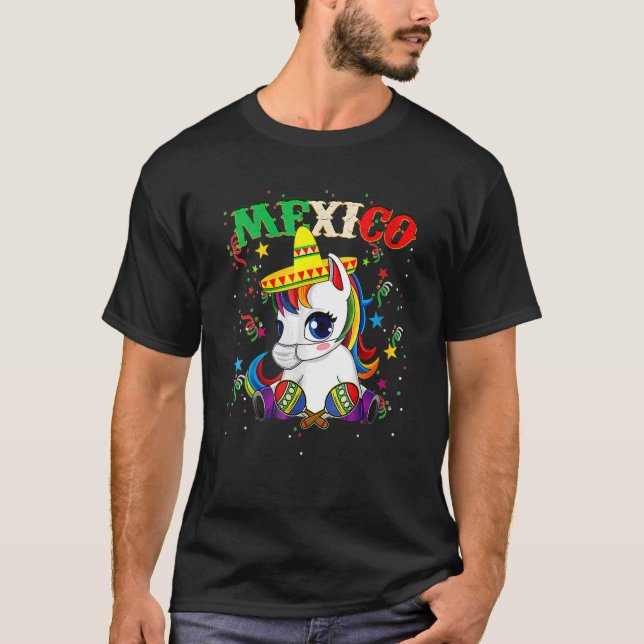 Camiseta Unicórnio Vestindo Máscara Cinco De Mayo Festiv Me (Frente)