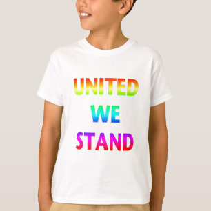 Camiseta Unido nós estamos o arco-íris