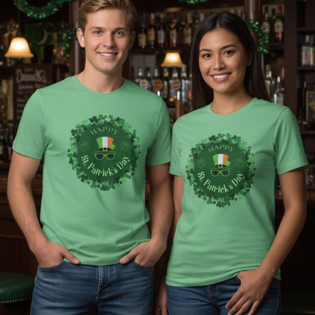 Camiseta Unisex com Chapéu de Trevo do Dia de São  (Criador carregado)