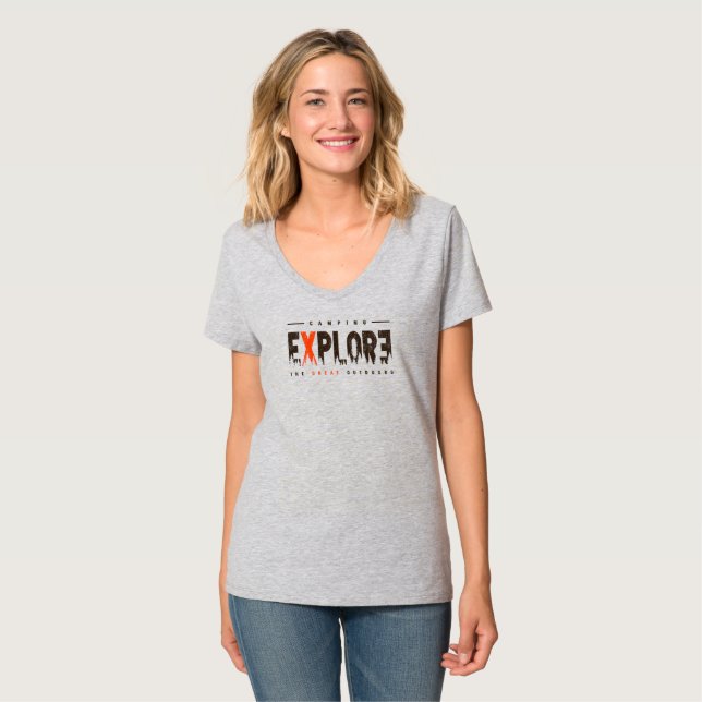 Camiseta Urban Explorer | Pescoço-V (Cinza) feminino (Frente Completa)