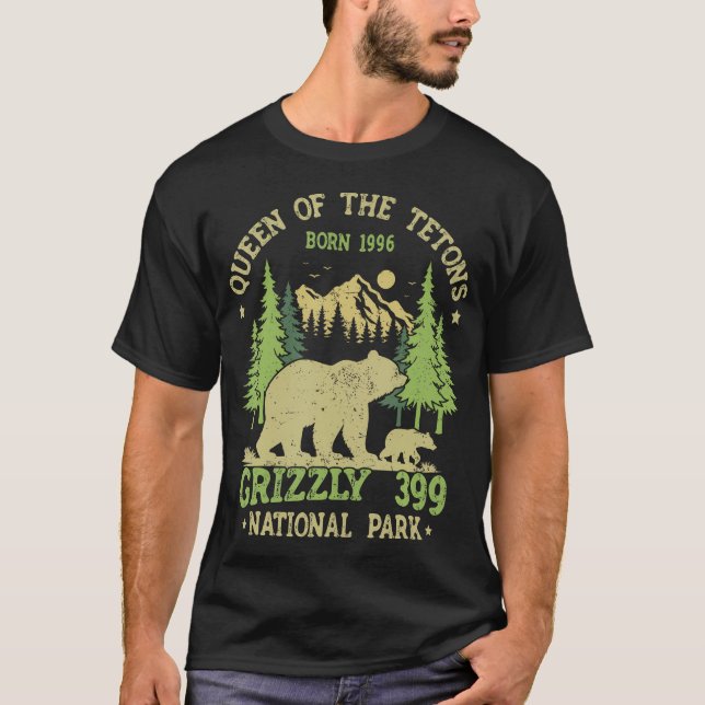 Camiseta Urso Amante Rainha Dos Tetões Nação Grizzly 399 (Frente)