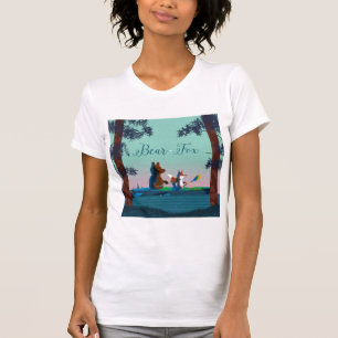 Camiseta Urso bonito e Fox que kayaking em um rio selvagem