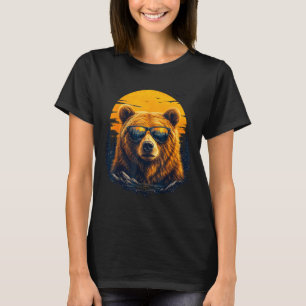 Camiseta Urso de hiking com óculos de sol arte retrô de mon
