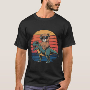 Camiseta Urso de pelúcia cavalgando uma vinheta de dinossau