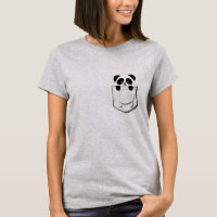 Urso panda animado bonito em um bolso