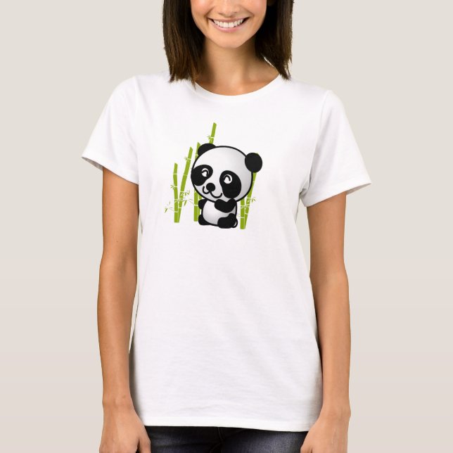 Camiseta Urso panda branco e preto num pomar de bambu. (Frente)