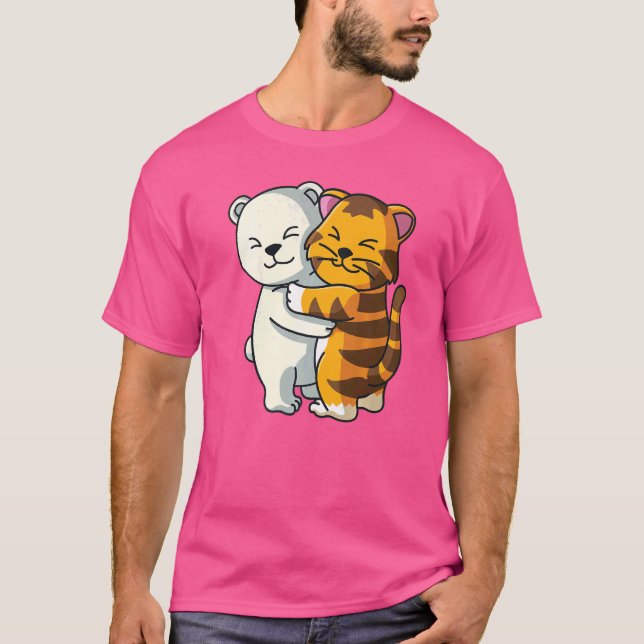 Camiseta Urso Polar E Animal De Corte Mais Alto Abraçando A (Frente)
