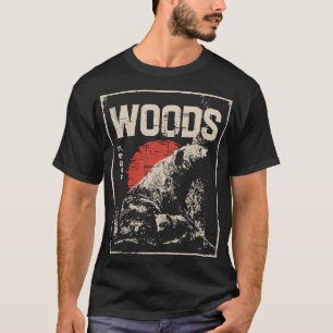 Camiseta Urso-Vintagem e Cubo na Floresta Branco vermelho