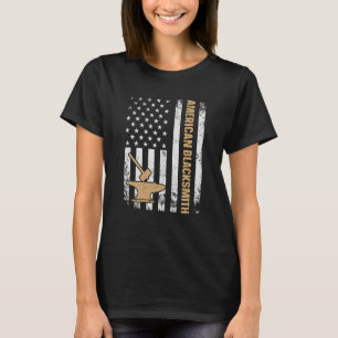 Camiseta US Flag Blacksmithing Anvil & Hammer American Blac