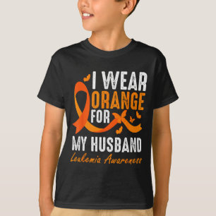 Camiseta Use laranja para o apoio à conscientização sobre l