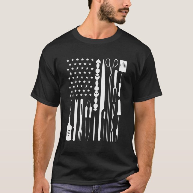 Camiseta Utensílio de Churrasco Patriótico dos EUA Indicado (Frente)