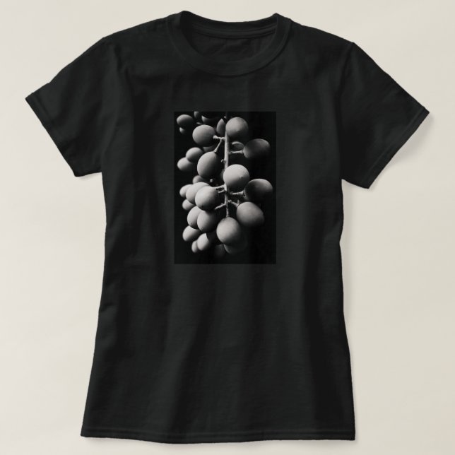 Camiseta uvas para um dia azedo (Frente do Design)