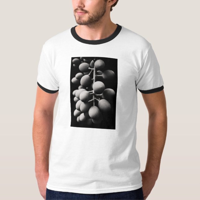 Camiseta uvas para um dia azedo (Frente)