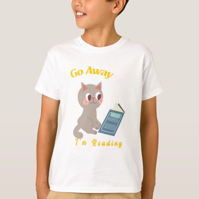 Camiseta Vá embora, estou lendo leitura de gatos engraçados (Frente)