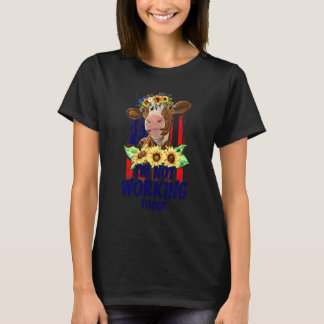 Camiseta Vaca Com Girassóis Animais de Fazenda Feliz Dia do