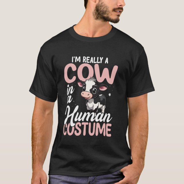 Camiseta Vaca com Roupa de Humano Engraçado (Frente)
