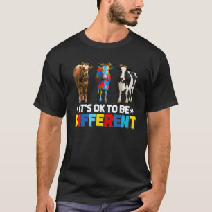 Camiseta Vaca de quebra-cabeça fofa É Ok ser diferente Auti