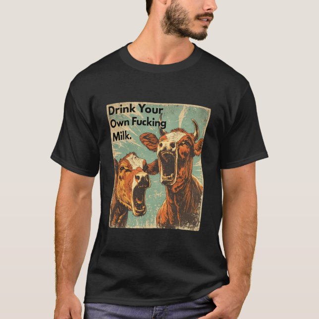 Camiseta Vaca Engraçada Beba Seu Próprio Leite (Frente)