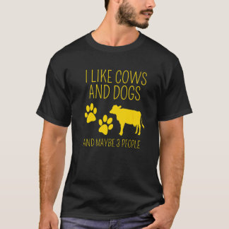Camiseta Vaca  Eu Gosto de Vacas e Cachorros e Talvez 3 Pes