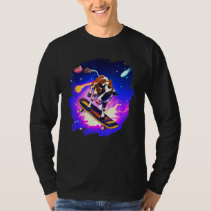 Camiseta Vaca fazendo skate no espaço sideral retrô vintage