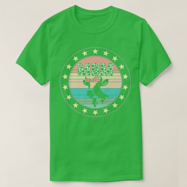 Camiseta Vaca Mãe Dia de as mães Vaca Sobrevoada Esposa Faz (Frente do Design)