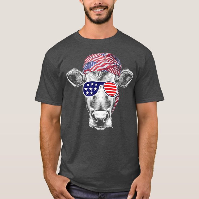 Camiseta Vaca Patriótica 4º de julho Bandeira Americana (Frente)