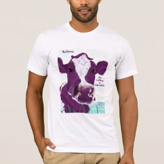 Camiseta Vaca roxa que contempla bastante possivelmente o