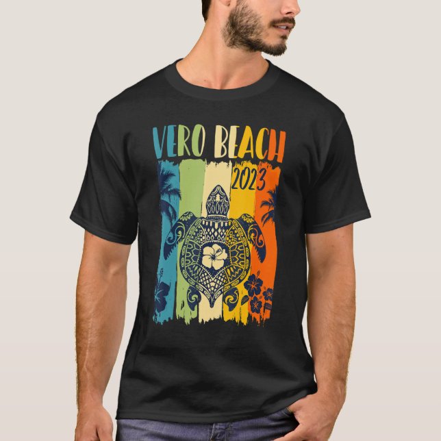 Camiseta Vacinação da Família Sea Turtle Retro Vero Beach (Frente)