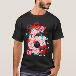 Camiseta Valentine 67 Seis Sete Meme Corações Dabbing Combi