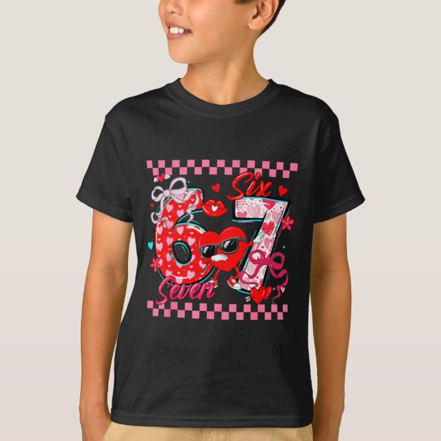 Camiseta Valentine 67 Six Seven Meme Dabbing Hearts Matchin (Frente)