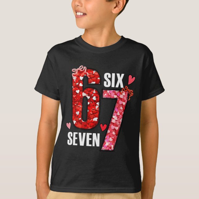 Camiseta Valentine 67 Six Seven Rose Hearts Bow Valentine’s (Frente)