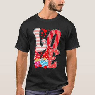 Camiseta Valentine Gnomes Holding Hearts Valentine's Day Gn