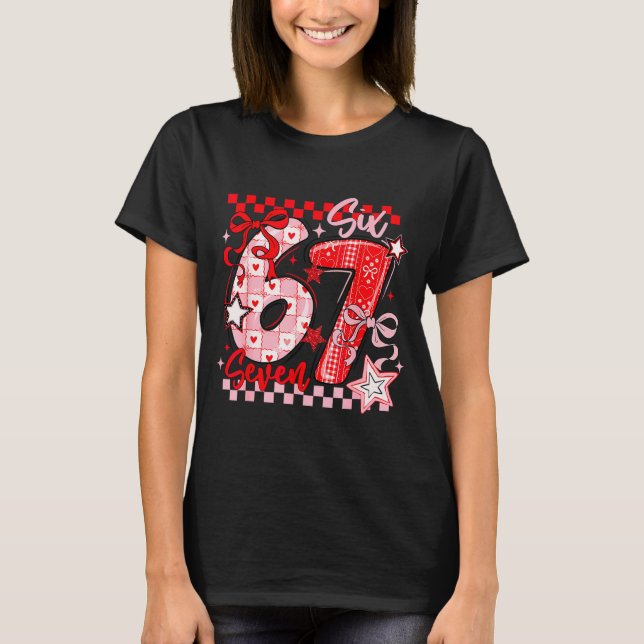 Camiseta Valentine's Day 67 Six Seven Preppy Hearts Coquett (Frente)