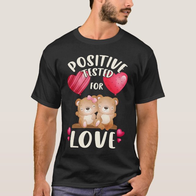 Camiseta Valentine's day for couples bear couple on a swing (Frente)